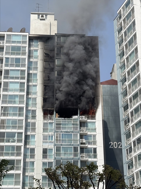 의왕 내손동 아파트 화재 관련 사진