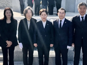양향자 “경기도를 대한민국의 심장으로”… 현충탑 참배하며 선거전 본격화