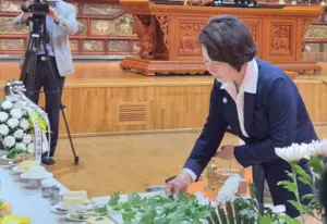 추미애 “소녀상은 평화 상징… 故 강일출 할머니 용기에 깨달음 얻어”