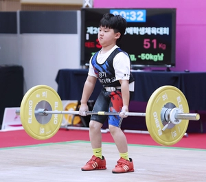 경기도 역도 오지윤, 장애학생체전 ‘3관왕’