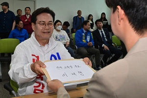 인천시교육감 ‘보수 진영’ 원팀 부각… 단일화 실패 진보 진영과 대조