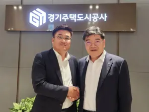 ‘여주형 1만원 청년주택’ 박시선-이충우 공방전
