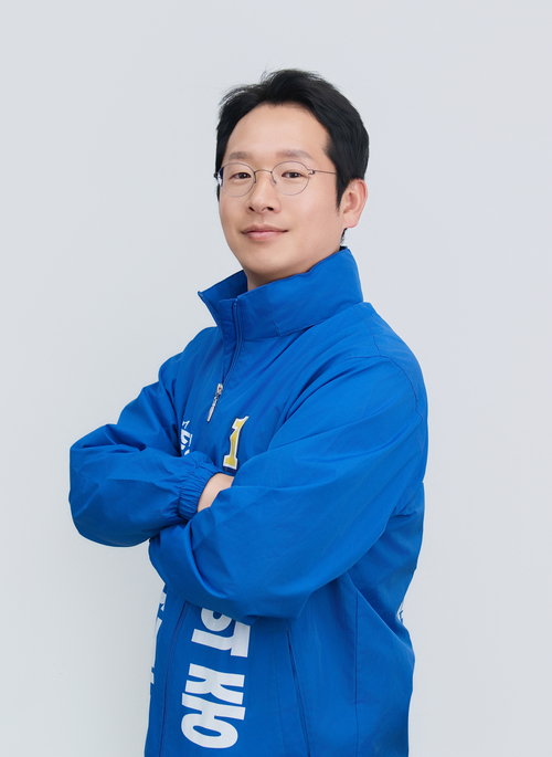 평택시 다선거구에 무투표 당선된 더불어민주당 윤희중 후보. /윤희중 후보 사무소 제공