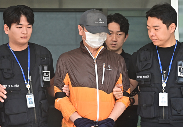 생일잔치 열어준 아들 사제 총기로 살해한 아버지, 항소심도 무기징역