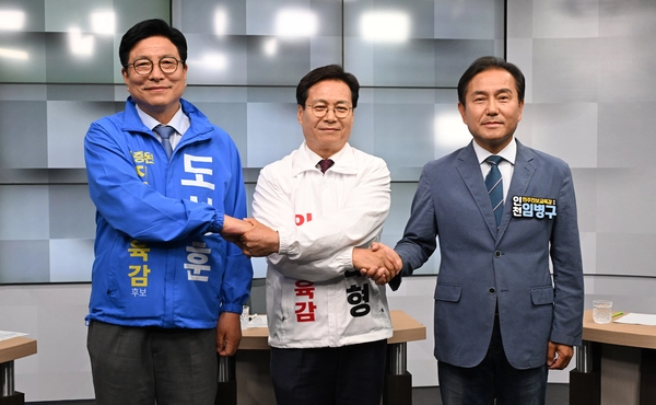 인천시교육감 후보 첫 TV 토론… 읽걷쓰 공방 치열