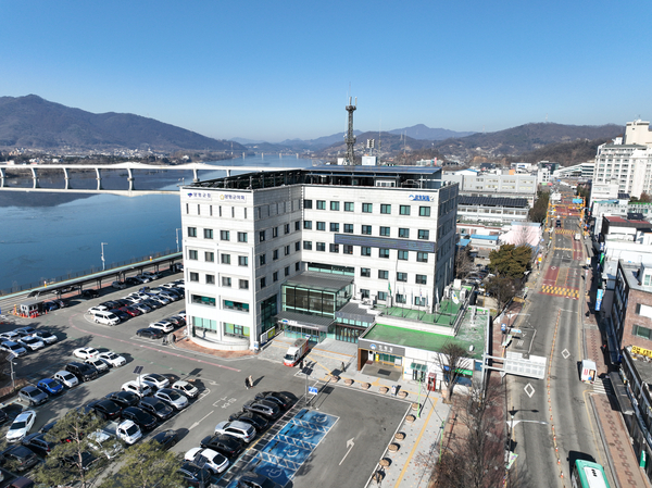 양평, 박은미vs전진선 ‘의료· 고속도로’ 중도층 승부