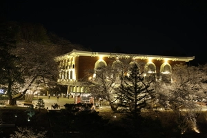 [팔도건축기행·(59)] 충남역사박물관, 붉은 벽돌에 쌓인 백제의 시간