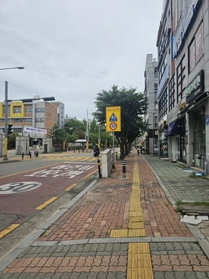 [포토] ‘점포정리’만 남은 점심시간… 텅 빈 가운동 상가거리