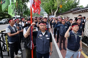 타워크레인 멈춘 건설 현장… 경기도 반도체 산단 셧다운