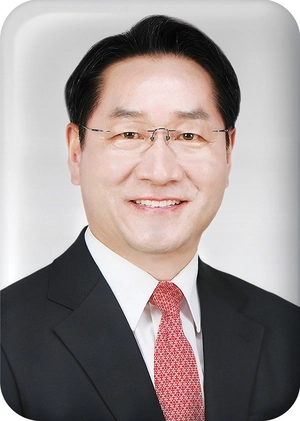 유정복 국힘 인천시장 후보 “권력자 아닌 시민과 눈맞춤” [6·3 지선 진인사대천명]