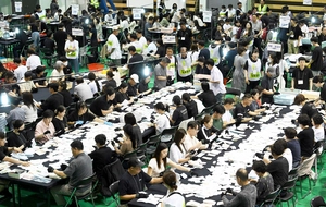 [6·3 지방선거 ‘사건사고’] “용지 왜 또 줘” 찢고… “지지 후보자 왜 없어” 난동
