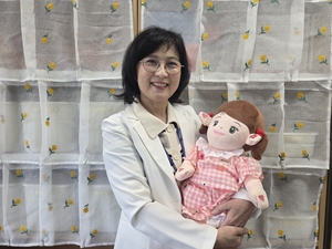 ‘친절공무원 선정’ 수지구보건소 이영숙 방문간호사