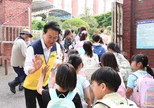 안민석, 임태희 꺾고 경기교육감 당선… “새로운 경기교육 변화 기대”