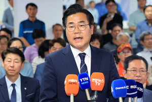 ‘李 정부’ 선봉 전략가 박찬대… 고향 인천서 행정가로 새도전