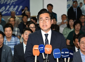 ‘李 정부’ 선봉 전략가 박찬대… 고향 인천서 행정가로 새도전