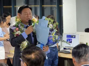 구리시 시정구호 안 바꾼다… 신동화 당선자 ‘화합·예산절감’ 강조