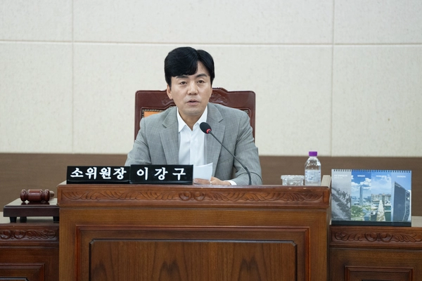 국민의힘 이강구 의원은 송도국제도시의 온라인 커뮤니티를 통해 본인의 정책활동을 홍보하며 유권자와의 접촉면을 늘렸다. /인천시의회 제공
