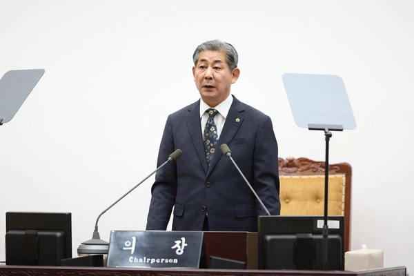 9대 인천시의회 후반기 의장을 맡은 정해권 의원은 6·3 지방선거에서 264표 차 신승을 거둬 재선에 성공했다. /인천시의회 제공