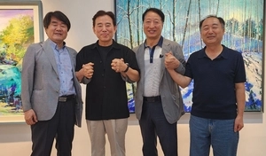 ‘인천’으로 의기투합한 작가들… ‘인천 아트 레거시 4인4색展’ [인천문화산책]