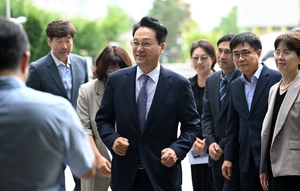 안민석 경기도교육감 1호 결재 ‘폰 프리 스쿨’
