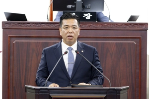 화성시의회, 제252회 임시회 개회… 전반기 의장 이계철·부의장 임채덕 선출