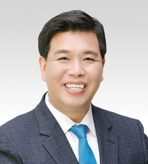 [시·군 의회 ‘전반기 의장단’] 화성시의회 10대 의장단, 이계철 의장·임채덕 부의장