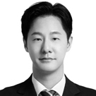 [기고] 전세 소멸·연금 폭탄에도 애는 낳으라고?