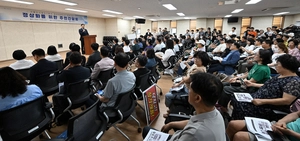 “7호선 청라 연장만 목 빠지게 기다려” 주민들 개통 지연에 분노… 박찬대 “최우선 현안 챙길 것”
