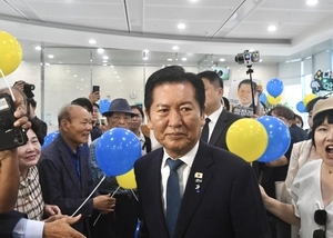 정청래 연임 도전, 민주당 당권 경쟁구도 완성