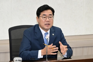 박찬대, 인천공항 통합 반대 “대통령실이 관련 논의 안 한다고 답변”