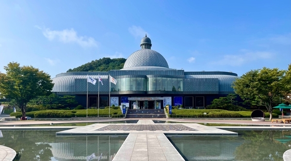 낙뢰에 놀란 도자박물관 소화설비 ‘오작동 소동’
