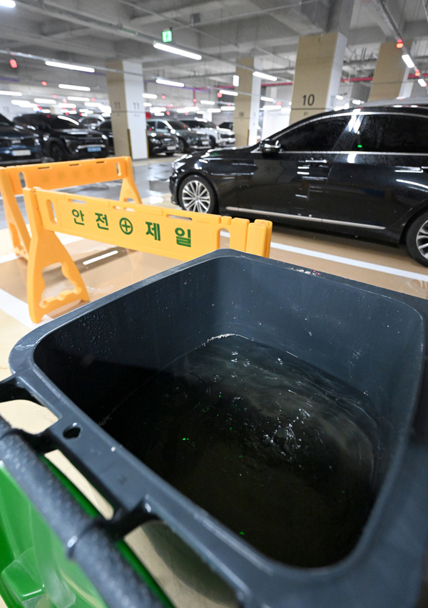 585억 들인 수원시의회 신청사, ‘또 누수’
