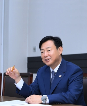 [취임 인터뷰] ‘미래 지향적 시정 큰그림’ 신동화 구리시장