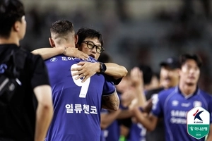‘이것이 정효볼?’ 수원삼성, K리그2 선두 부산에 4-1 대승
