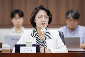 [영상+] 추미애 “접경지역 아닌 평화지역으로”… 정동영 “적극 검토”