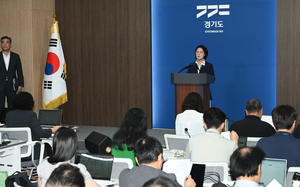 소방관 국가직인데 경기도가 지출… 추미애 경기도지사 ‘불합리’ 직격