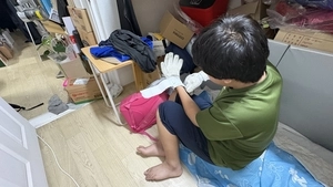 헤어지는 부모에 고개 떨군 진수… 혹독한 반지하 삶 견디며 “동생 너무 보고 싶어요”