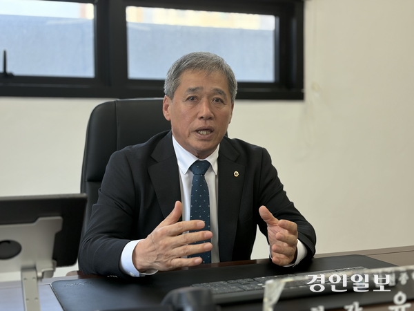유병우 인천지방종합주류도매업협회 신임 회장은 “주류 도매 업계의 어려움이 정부 정책과 제도에 충분히 반영될 수 있도록 관계기관과 적극 소통하겠다”고 말했다. 2026.3.10 /조경욱기자 imjay@kyeongin.com