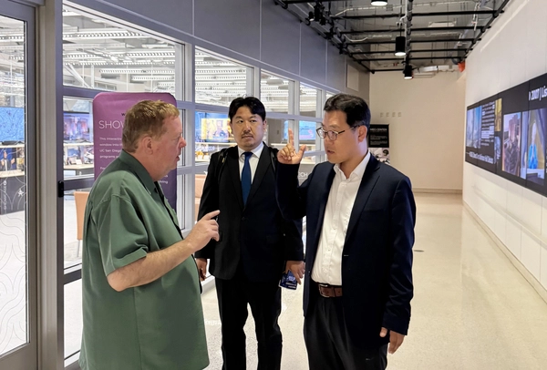 시흥산업진흥원 임창주 원장이 미국 퀄컴 인스티튜트를 방문해 시흥시와의 글로벌 협력 방안을 논의했다. /시흥산업진흥원 제공
