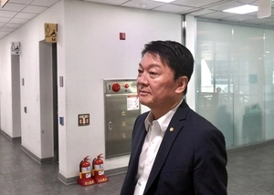 [오늘 여의도] “친한계, 당 쑥대밭 만들어”