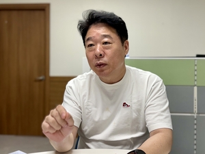 4년 만에 다시 도의회로… 김강식 경기도의회 의장 비서실장