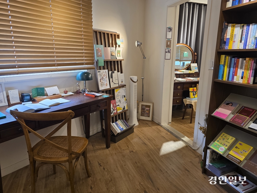 시흥에 위치한 책방내심의 내부모습. 2026.8.20 /구민주기자 kumj@kyeongin.com