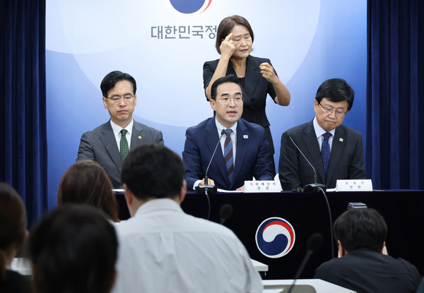 기본경비, 학생수 비례 안 하고 인건비 늘면 ‘운영비’부터 준다