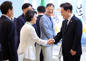 이재명 대통령 만난 추미애 경기도지사 “지방세제 개편 절실”