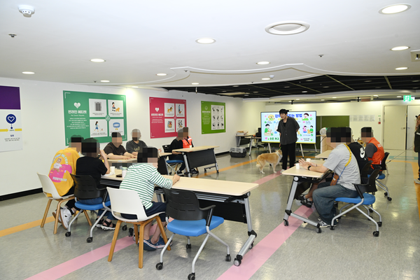 지난 26일 반려동물 매개활동 교육실 모습. 2026.8.26 /구리시 제공