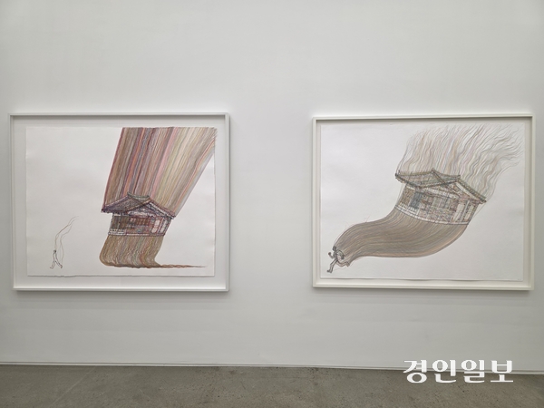 국립현대미술관 서울에서 열리고 있는 ‘서도호 개인전’의 전시 모습. 2026.8.30 /구민주기자 kumj@kyeongin.com