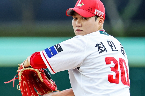 1일 키움 히어로즈와의 경기에 선발 등판 예정인 최민준. /SSG 랜더스 제공
