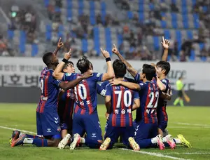‘무무승승무승승무승승’ 지는 법을 잊은 수원FC… 승격이 보인다