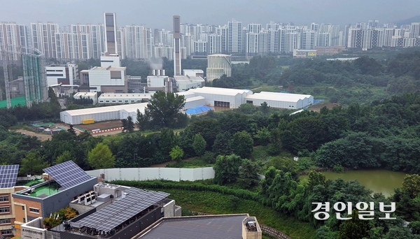 토양오염 정화작업이 진행되고 있는 하남시의 옛 위례 성남골프장. 2026.8.20 하남/문성호기자 moon23@kyeongin.com