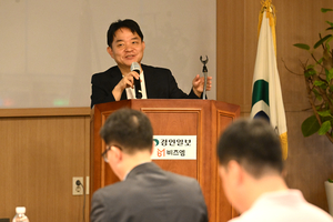 [미래사회포럼] 이경전 교수 “AI, 목적달성 도구… 각자 에이전트 구축해야”
